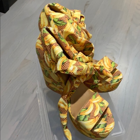 Pin-Up stars Suede platform! Banana - Picture 6 of 8